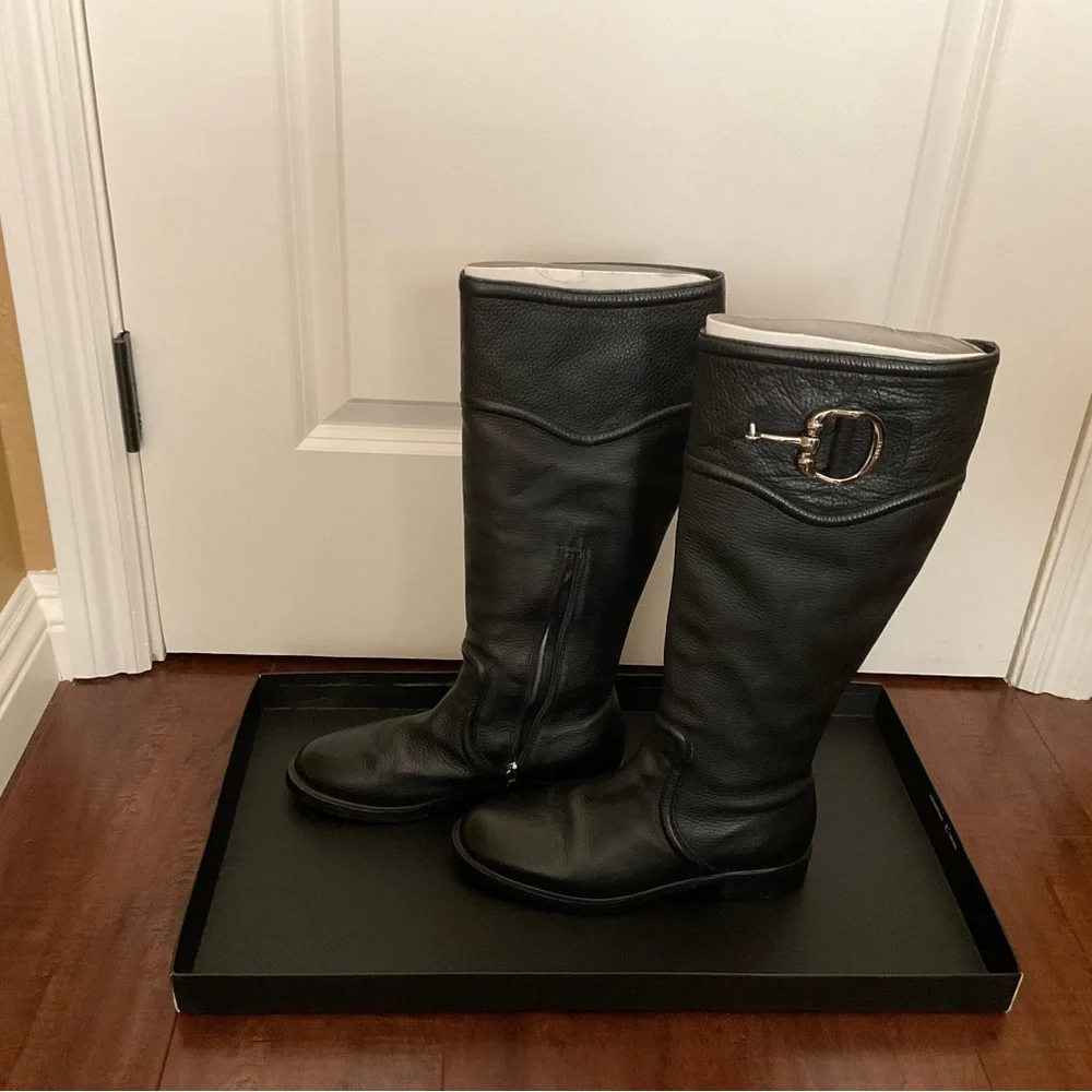 Gucci Black Leather Knee-High Riding Boots with Gold Hardware - Picture 3 of 10